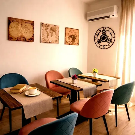 Aghena 住宿加早餐酒店 3*